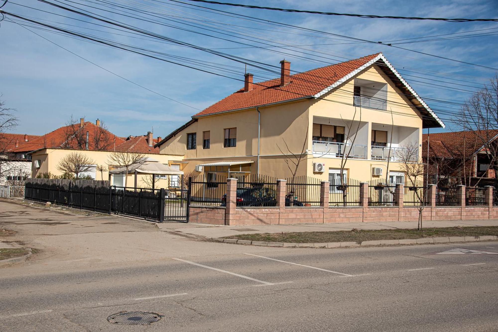 Apartments Kuca Aleksic Nis Exterior foto