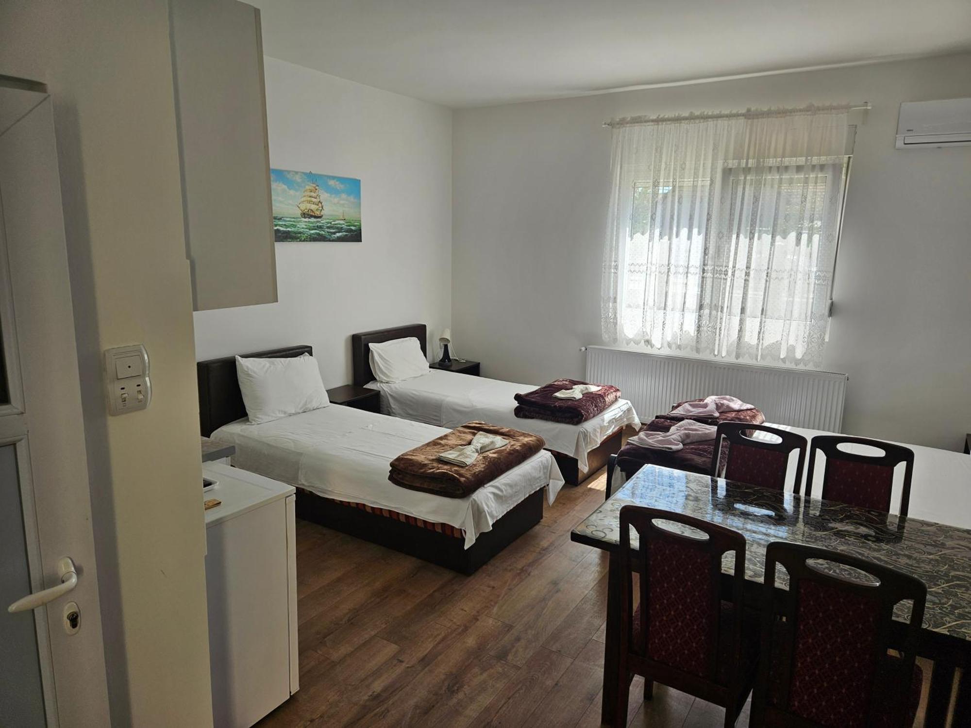 Apartments Kuca Aleksic Nis Exterior foto