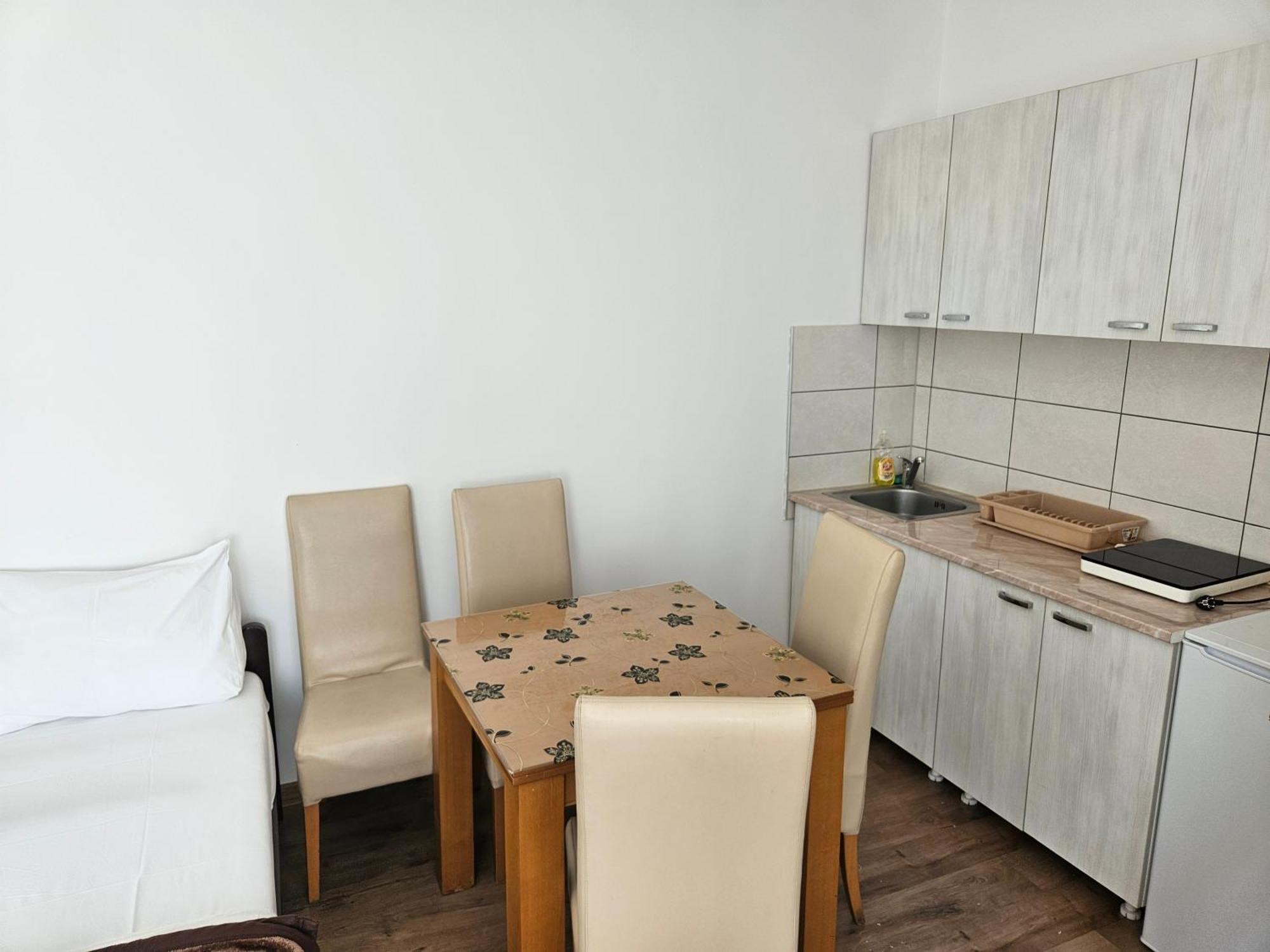 Apartments Kuca Aleksic Nis Exterior foto