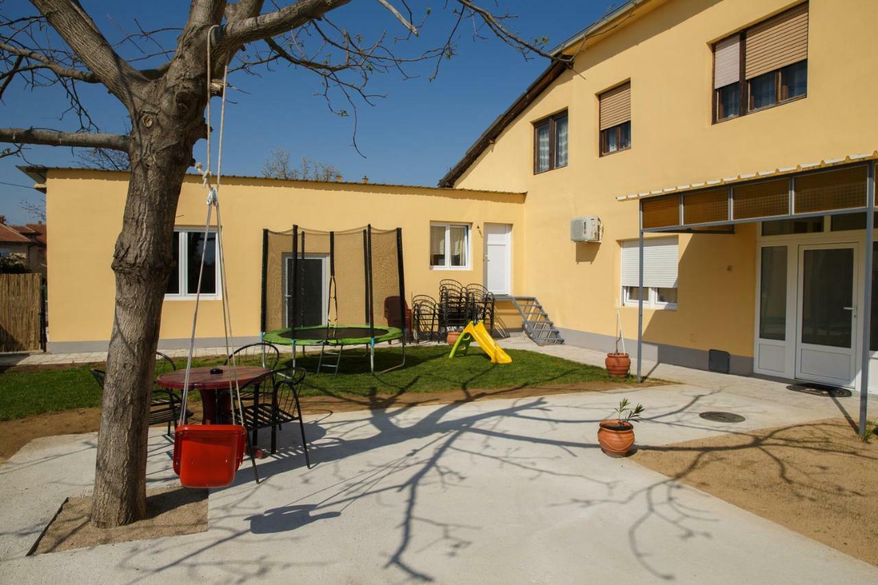 Apartments Kuca Aleksic Nis Exterior foto