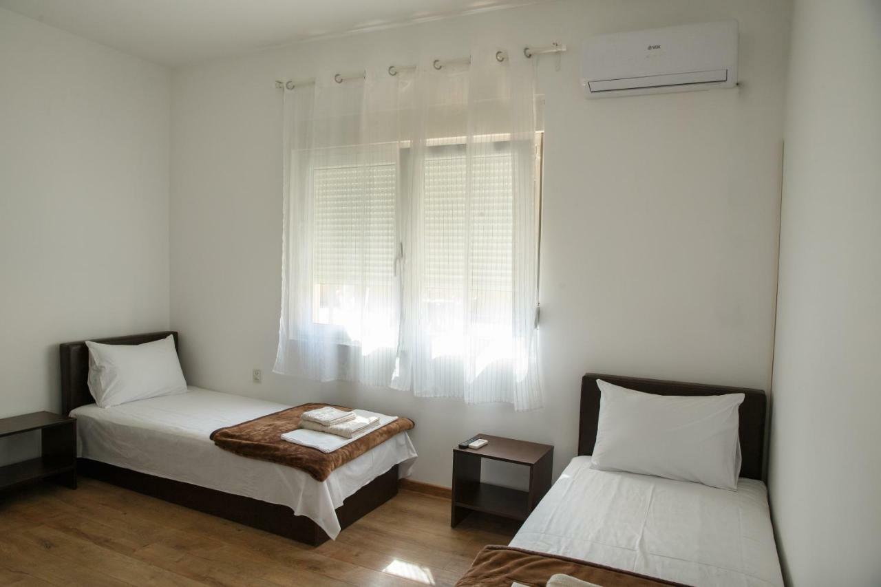 Apartments Kuca Aleksic Nis Exterior foto